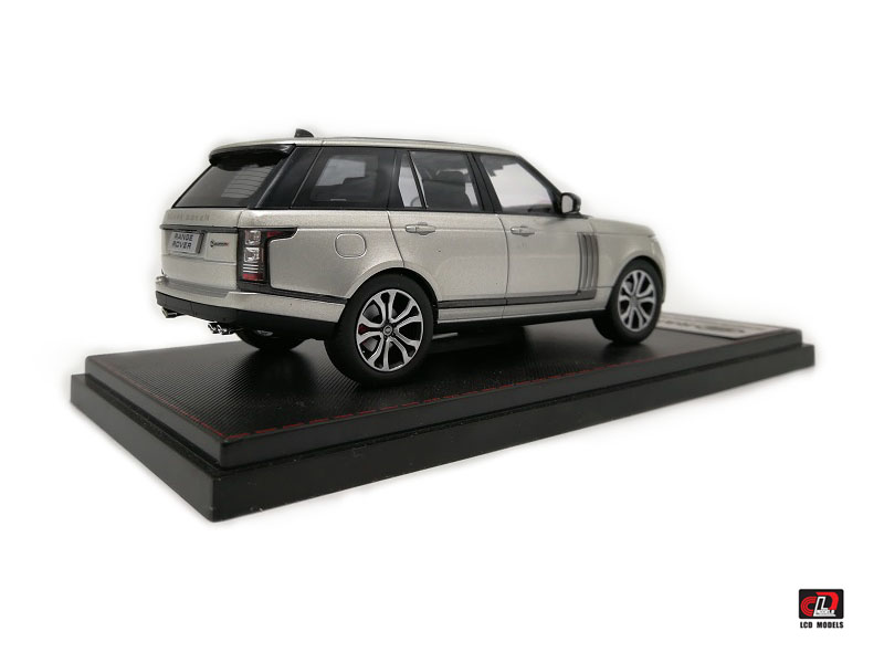 SV　2017　LAND　1/43　ROVER　AUTOBIOGRAPHY　/LCD　RANGE　ROVER　CHAMPAGNE　DYNAMIC　ミニカー-