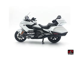 1-12 Honda Goldwing Tour 2020 motorcycle Diecast model-White color