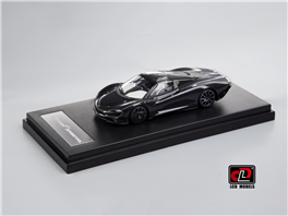 1-64 McLaren Speedtail- Black Carbon
