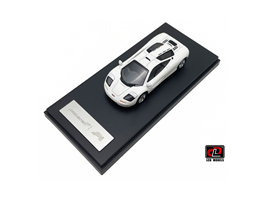 1-64 McLaren F1 Diecast model car- White color